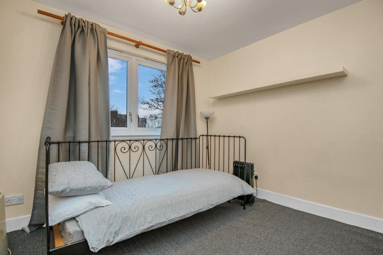 Edinburgh City Center Coady Apartment Sleeps 5 Free Car Park Space المظهر الخارجي الصورة