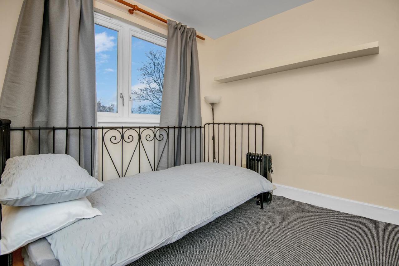 Edinburgh City Center Coady Apartment Sleeps 5 Free Car Park Space المظهر الخارجي الصورة