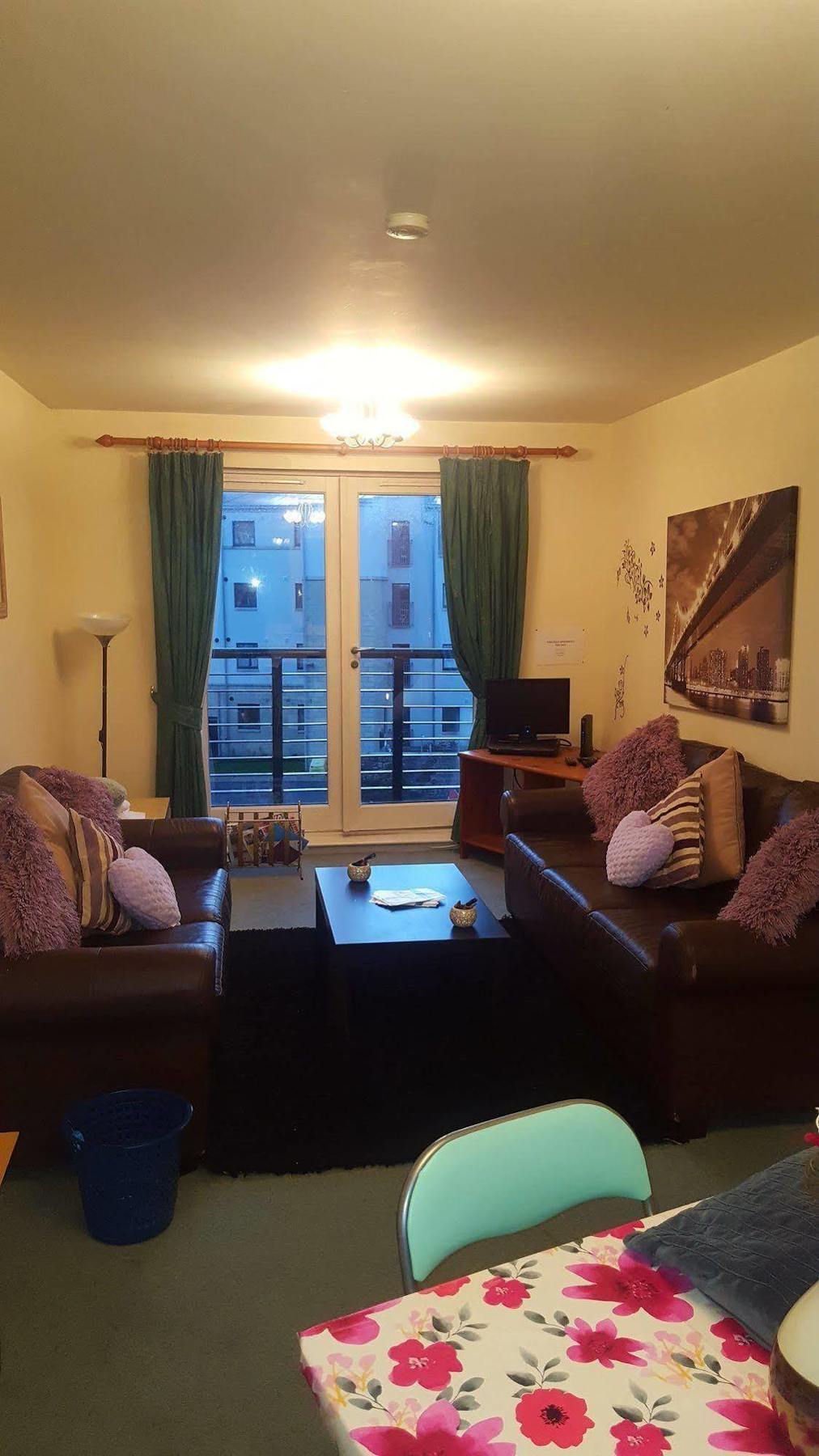 Edinburgh City Center Coady Apartment Sleeps 5 Free Car Park Space المظهر الخارجي الصورة